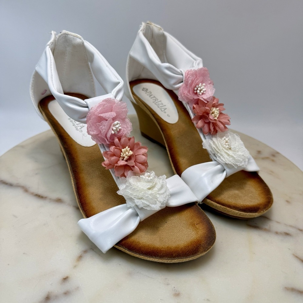 Patrizia Spring Step SYLBEA Women's 6 White Wedge Pink Floral Zip Back Sandals